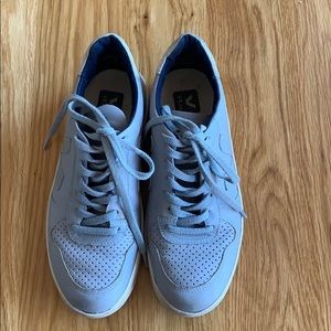 Veja Gray Leather size 40 shoes